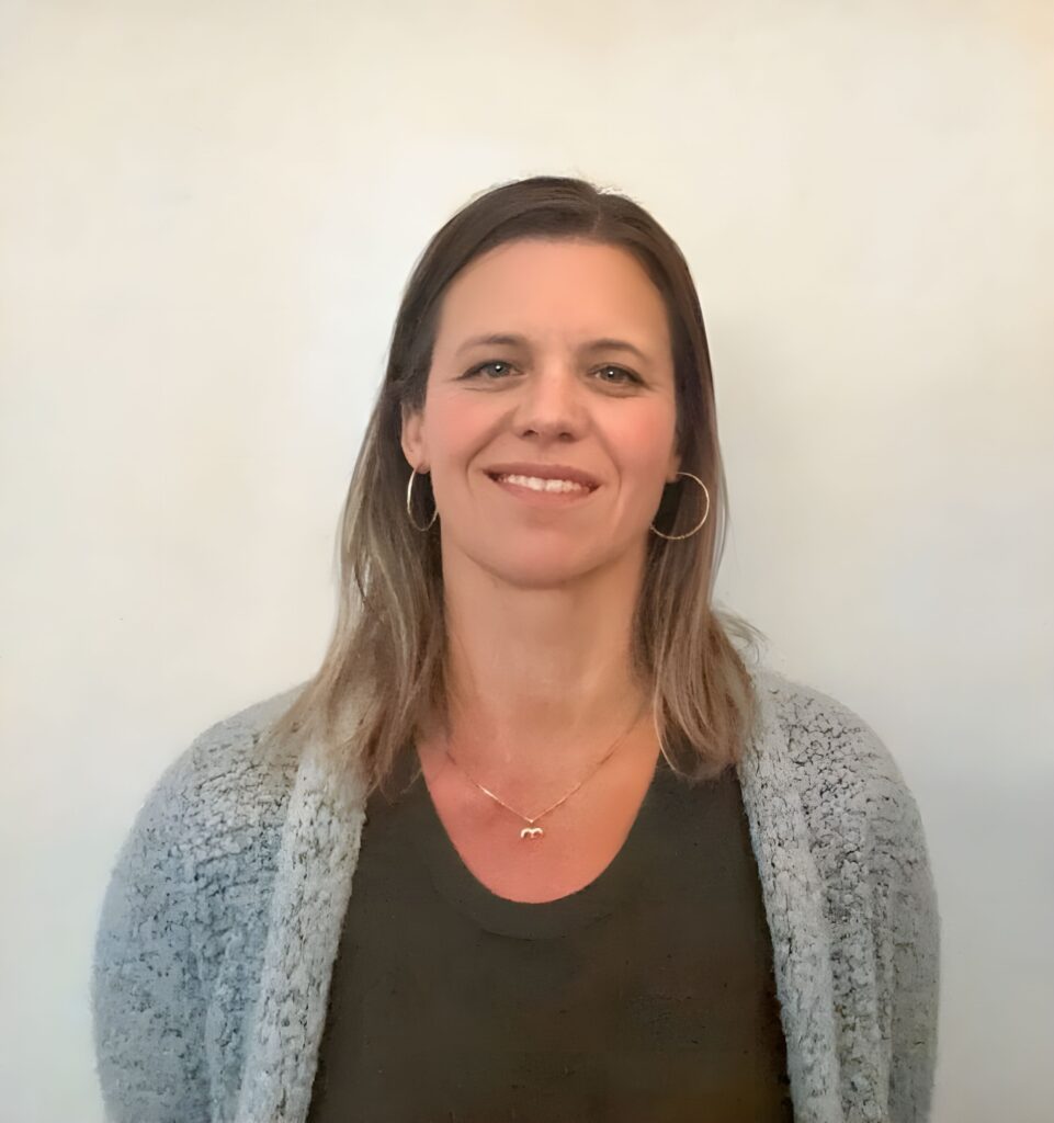 Jess, counsellor with Trueself Counselling in Coquitlam who works with anxiety, burnout, relationship challenges and self worth
